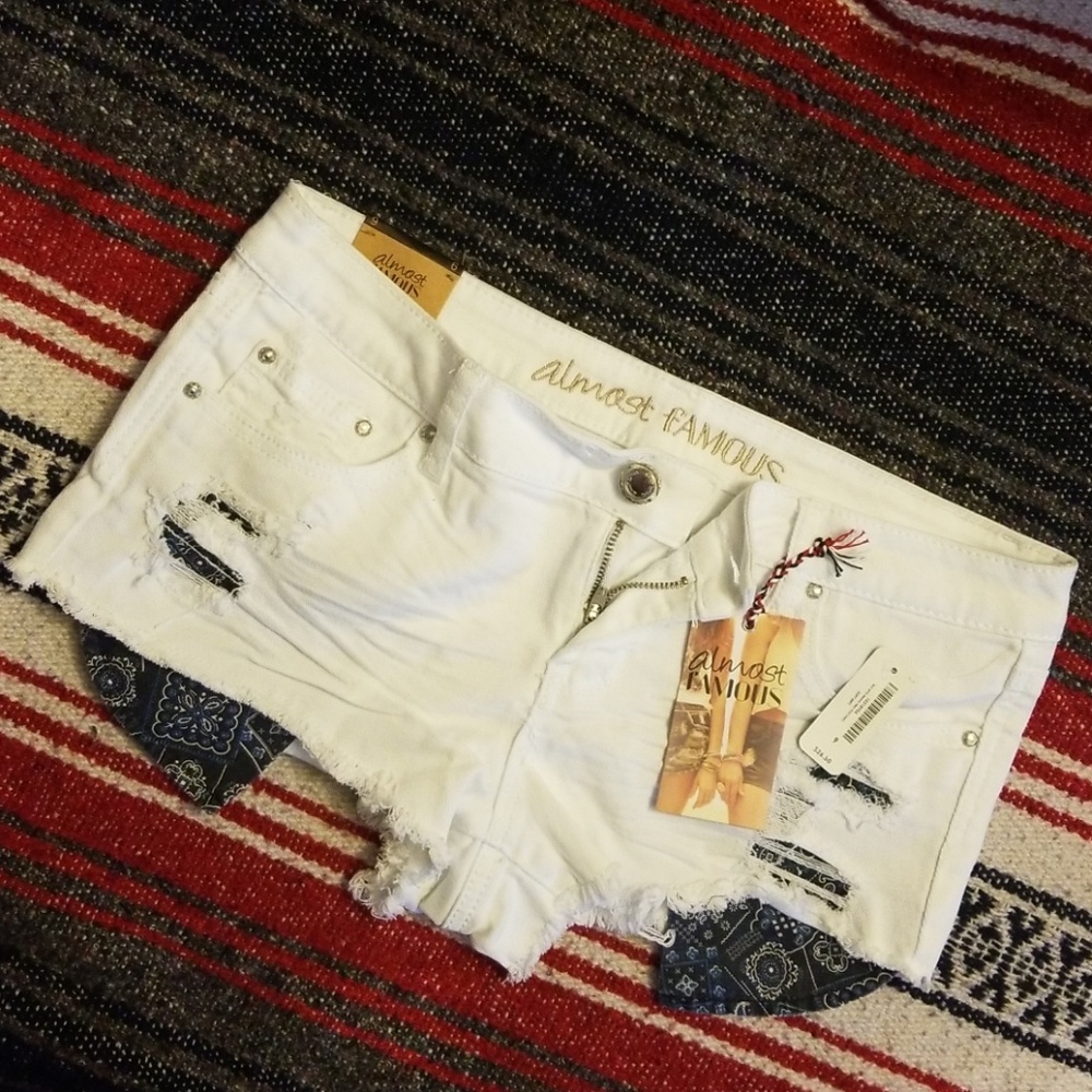 Distressed Shorts with Bandana detail